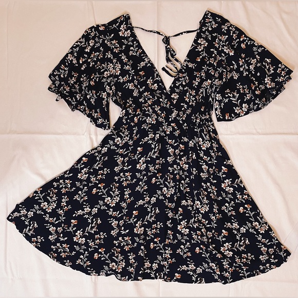 Floral Plunge Neck, A-line Navy Dress - Picture 2 of 4